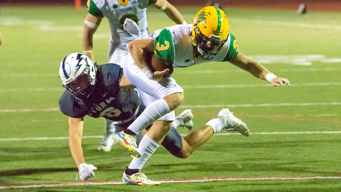 Two quarterbacks, two dominant performances for Lynden’s two-headed team offense