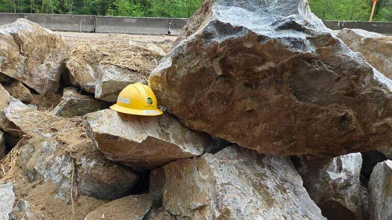 WSDOT quietly broke Bellingham’s I-5 boulder into pieces; it won’t be relocated