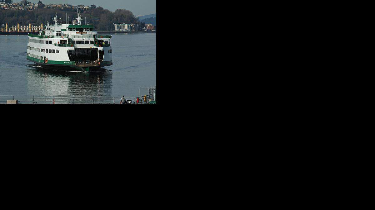 The jumbo class ferry M/V Walla Walla carrying hundreds of people ran aground near Bainbridge Island west of Seattle on Saturday afternoon.