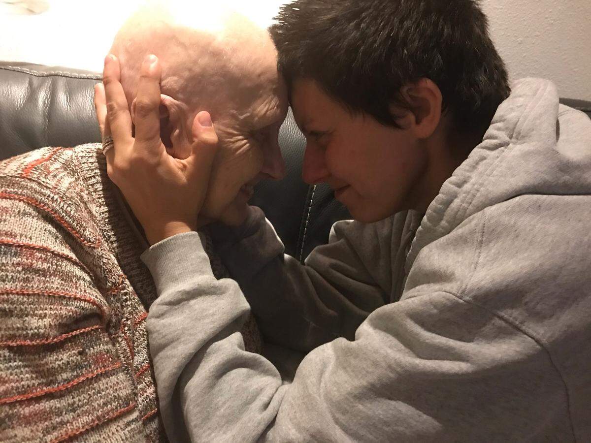 Echo Stockton, right, with her mother, Fay Lyons-Stockton, who died Nov. 29 after contracting pneumonia while fighting breast cancer. Lyons-Stockton was the inspiration for Stockton’s Christmas 2020 light display at her parents’ Bellingham home.