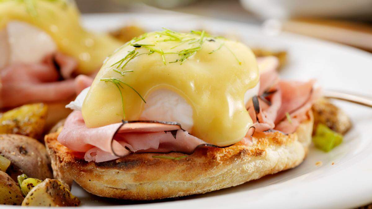 Reader poll finds the best eggs Benedict in Bellingham at a restaurant known for its brunch, breakfast and pancakes.