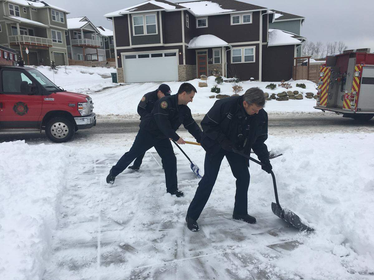 bellingham fire shovel