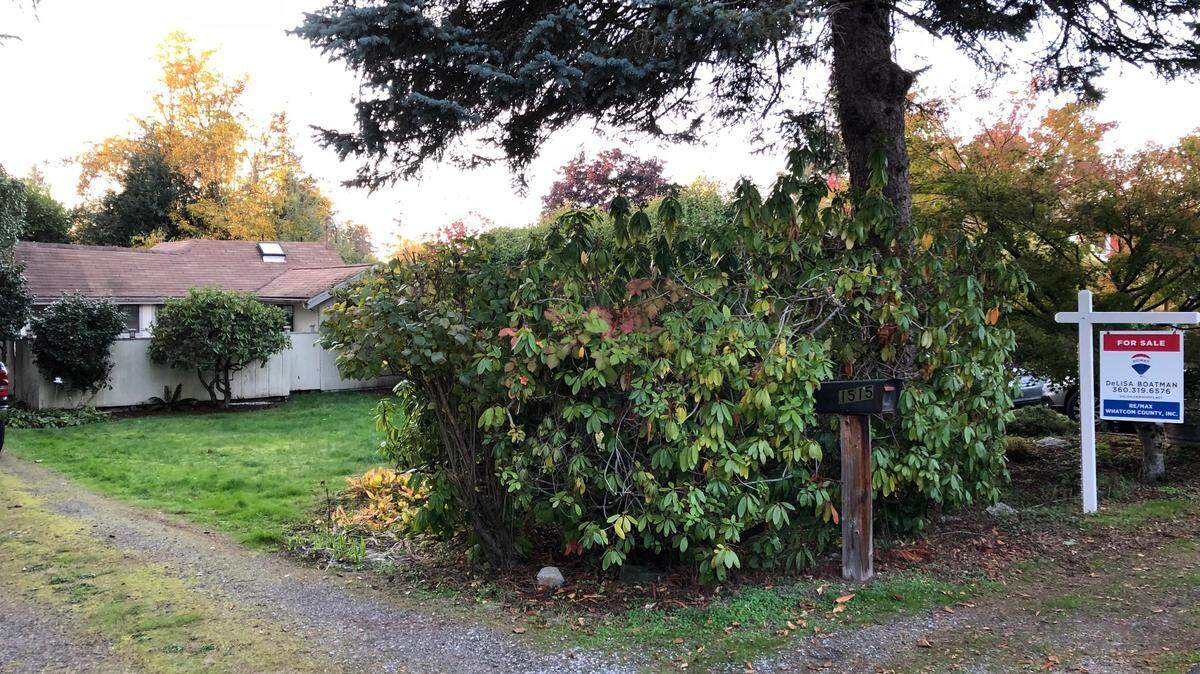 An example of a home for sale for under $300,000 just outside the Bellingham city limits. This home is at 1515 Fairview St., near Lake Whatcom. According to listing data, this two-bedroom home has 654 square feet of space and comes with a sales price of $249,900. The listing agent is DeLisa Boatman of RE/MAX Whatcom County.