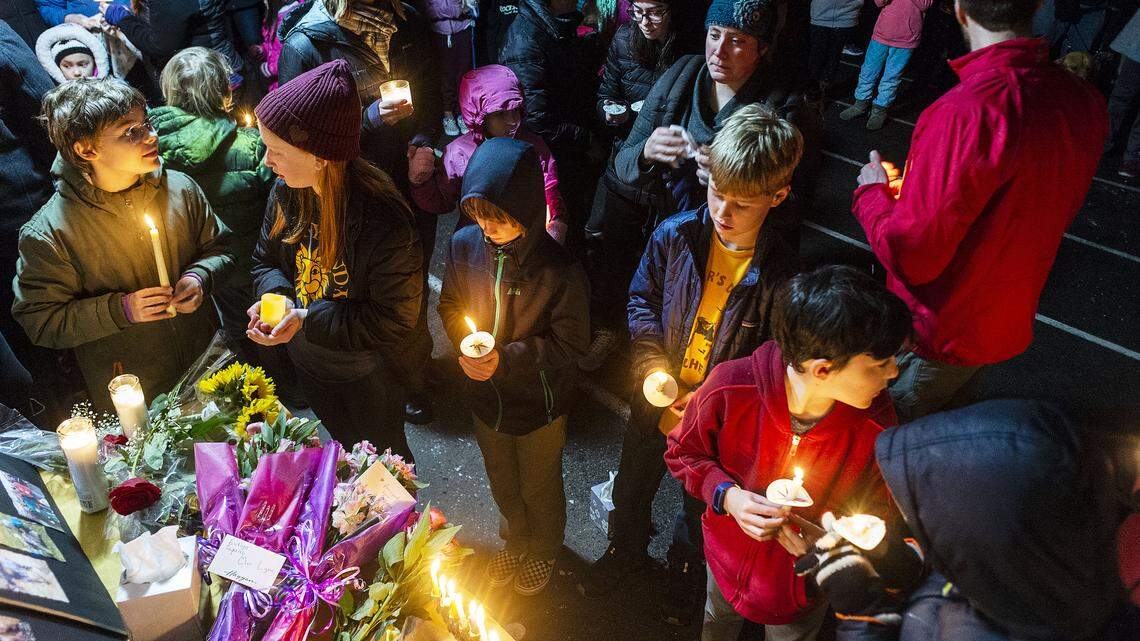 ‘She was this incredibly strong woman’ parent says at vigil for Sunnyland principal
