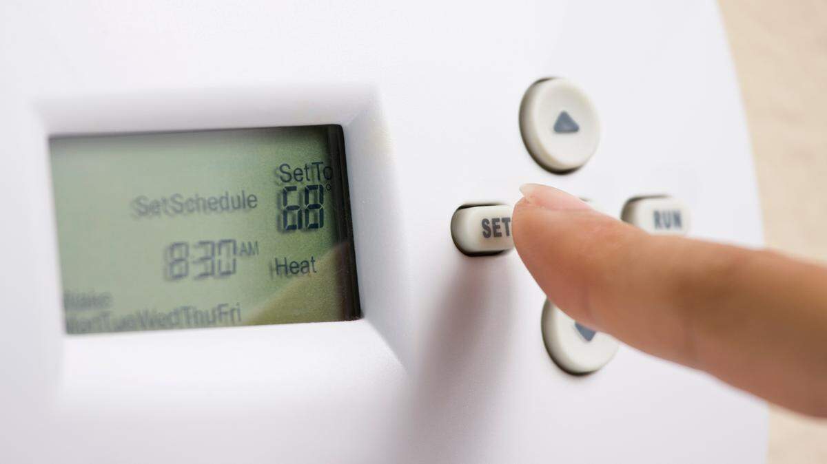 As freezing temperatures return to Pennsylvania this winter, you can take steps to stay warm while reducing your utility bills.