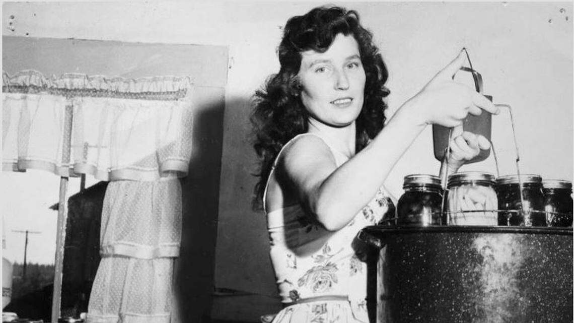 Loretta Lynn on Aug. 7, 1958, in Whatcom County, where she lived for 11 years. She recalled winning 17 blue ribbons for her canned goods at the Northwest Washington Fair in Lynden.