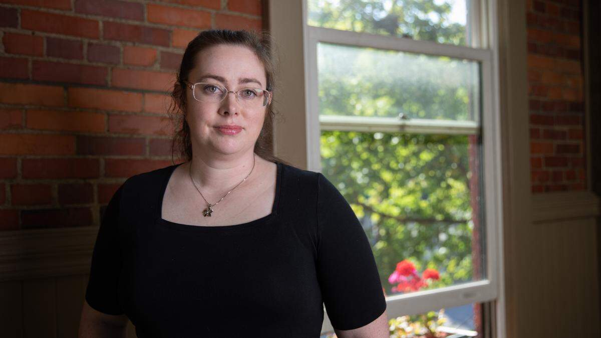 Jamie Holmes of Lynden had surgery in 2019 to have her fallopian tubes tied. During the operation, the surgeon noticed early signs of endometriosis and cauterized the troublesome tissue as a precaution. The surgery center then billed Holmes for two operations. (Ting-Li Wang for KFF Health News)