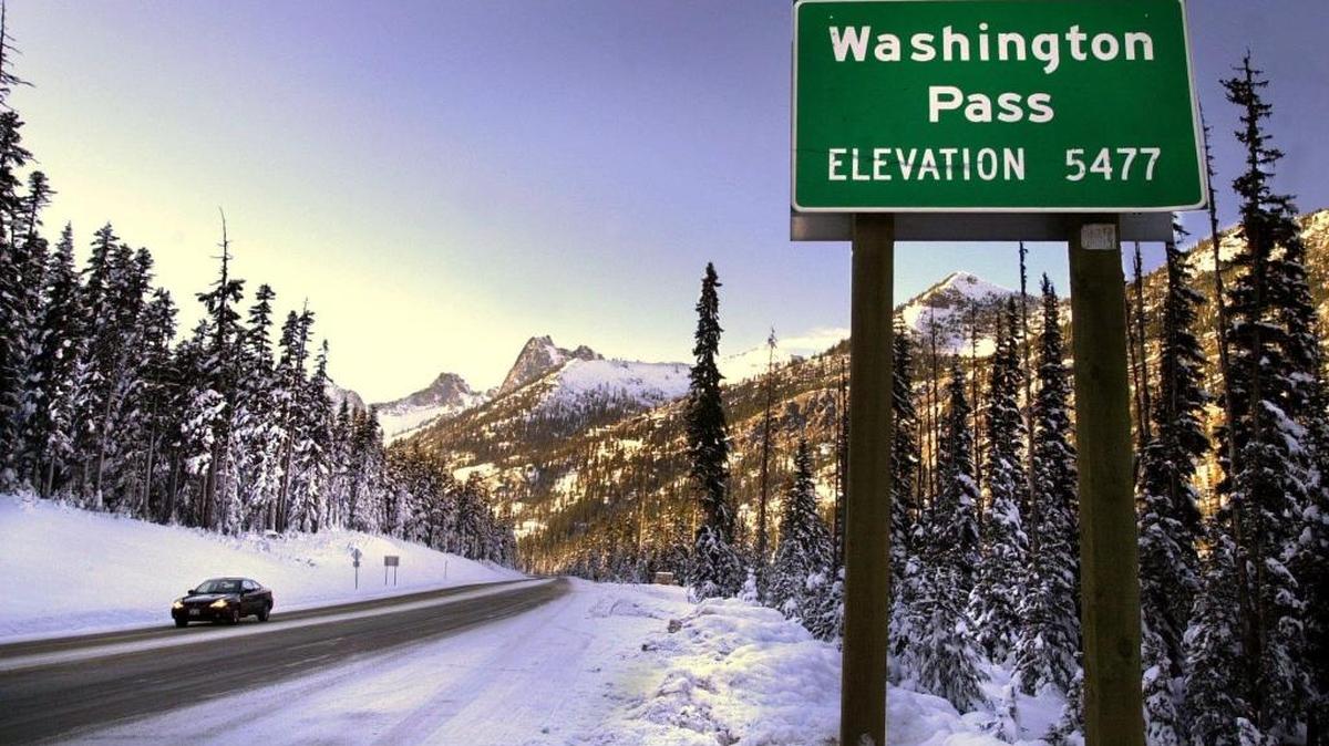 Heavy snow in the Cascade Mountains on Christmas could affect holiday travel in Washington.