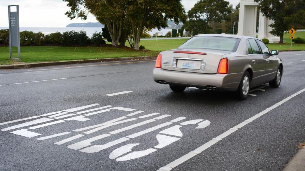 
Travelers use the NEXUS lane heading north to Canada at the Peace Arch Border Crossing in Blaine, Tuesday, Sept. 15, 2015. A new study says a NEXUS pass pays for itself in about two round trips to Canada.

