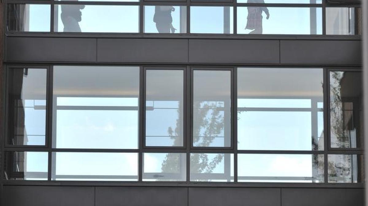 Students move into Buchanan Towers at Western Washington University on Sept. 17, 2011. Police are investigating a cellphone robbery that happened outside the residence hall on Sunday, April 17, 2016, the second such robbery in the last week.