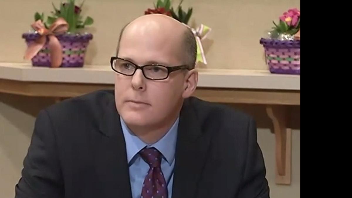
Sean Farnand, a former Bellingham Fire Department paramedic captain, at a town hall meeting on community health care in January 2013.
