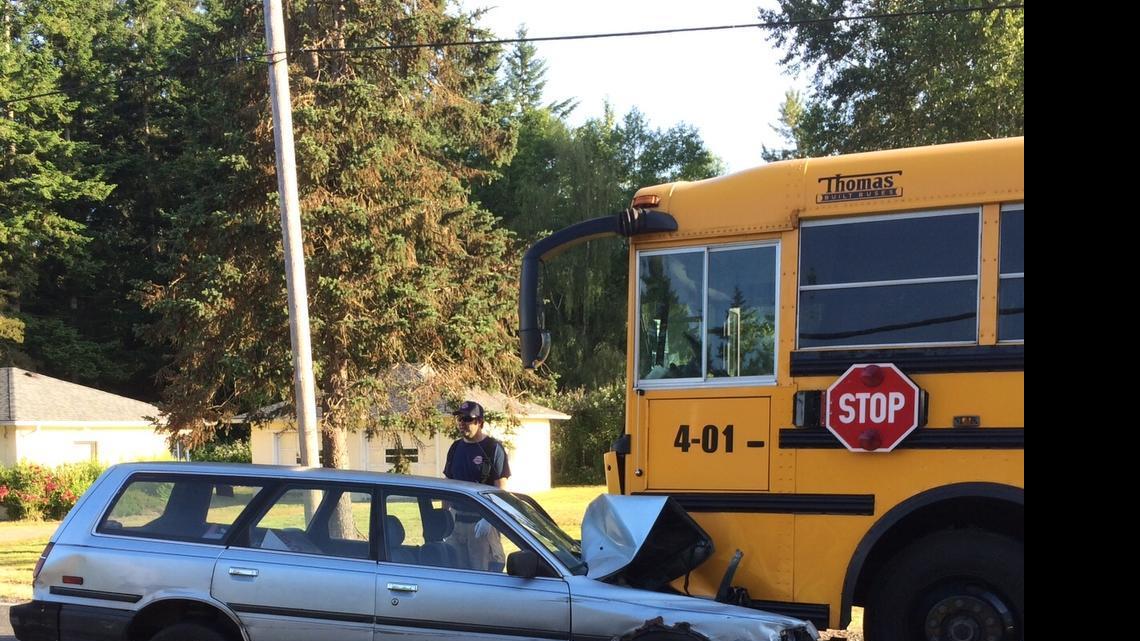 No students aboard crashed Blaine school bus