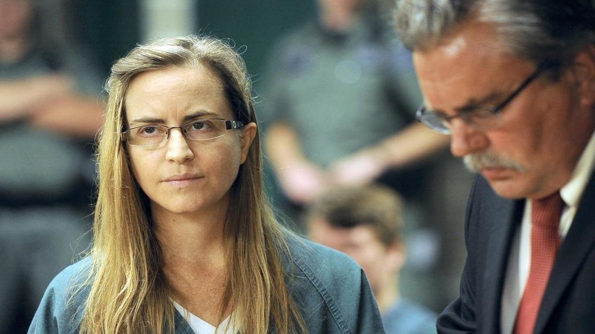 Erin Jordan appears in Whatcom County Superior Court at the Whatcom County Jail on Aug. 10, 2015. In December, Jordan pleaded not guilty by reason of insanity to two counts of murder in the first degree for killing her husband and 1-year-old son. With her is Whatcom Public Defender Jon Komoroski.