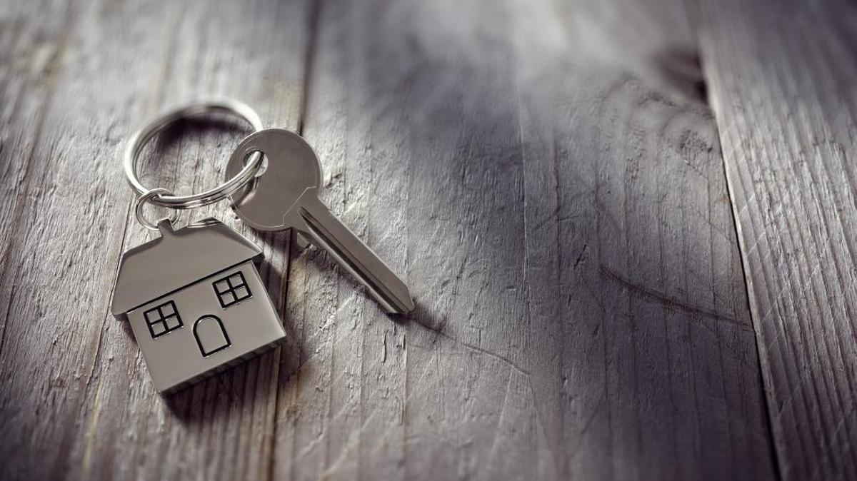 Last year was a strong year for single-family home construction in Bellingham – permits were issued for 202 new homes through November 2017, the highest annual total since 2004.