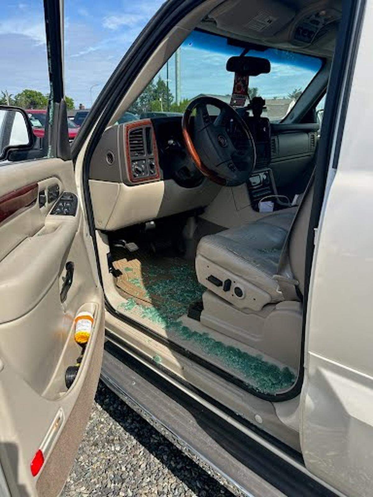 ICE arrested Bellingham man Vidal Palomar-Perez for being undocumented on June 17. ICE agents were masked, and allegedly broke the window of his vehicle to pull him out and detain him.
