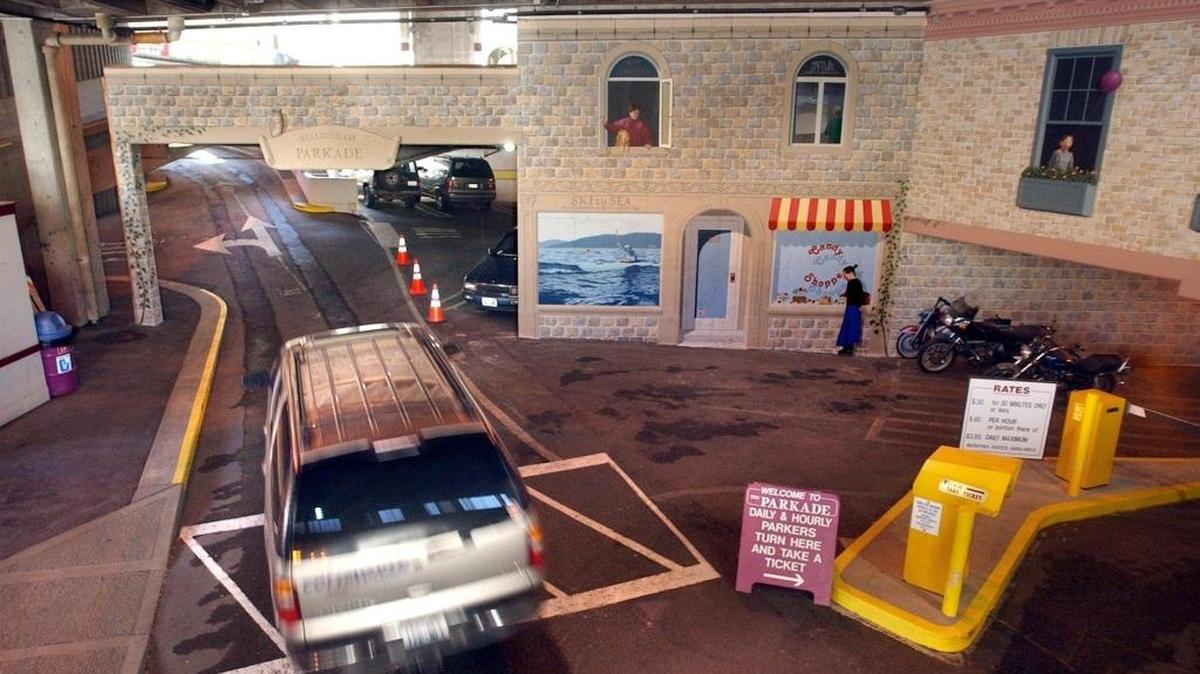 A vehicle enters the Bellingham Parkade in this April 23, 2004, file photo. Parkade parking will be free for four hours to encourage holiday shoppers to come downtown between Friday, Nov. 27, and Christmas Eve 2015.