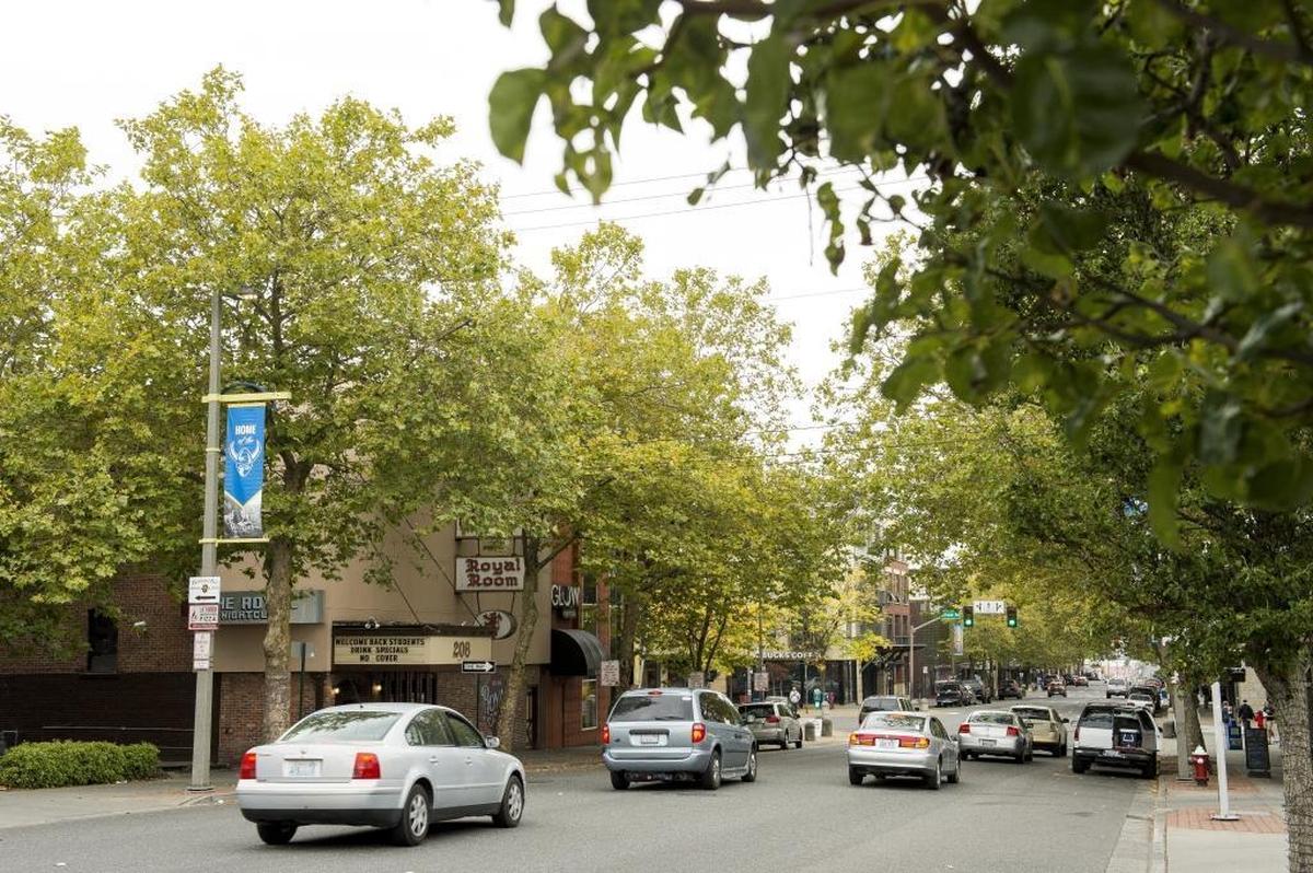 Holly Street and Railroad Avenue in downtown Bellingham.