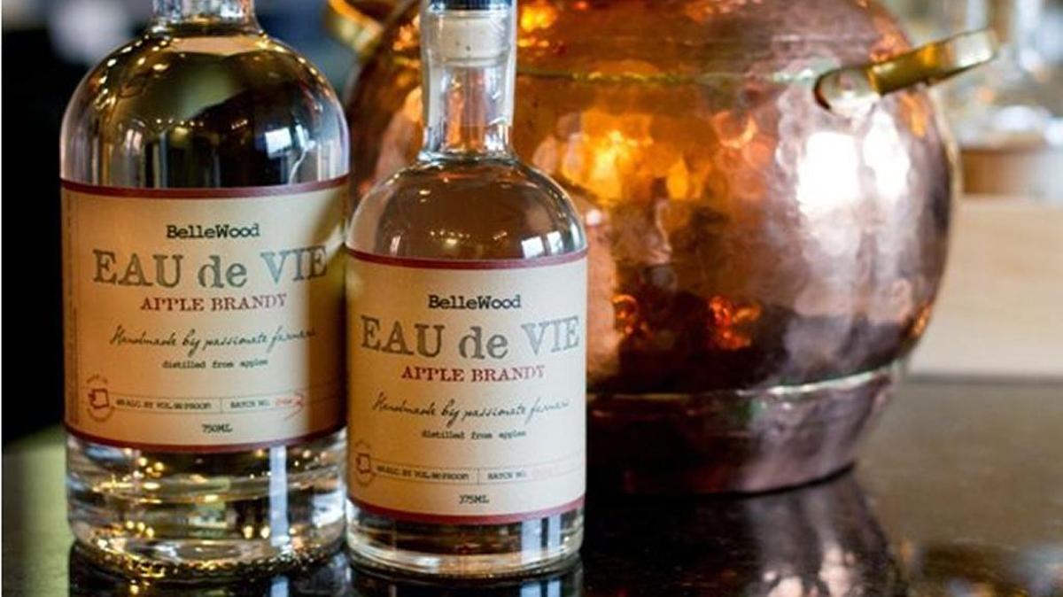 
Bellewood’s Reserve Apple Brandy won top honors and the Whatcom County distillery’s Eau de Vie won third place in a recent “Best of Northwest 2015” issue of Sip of Washington magazine.

