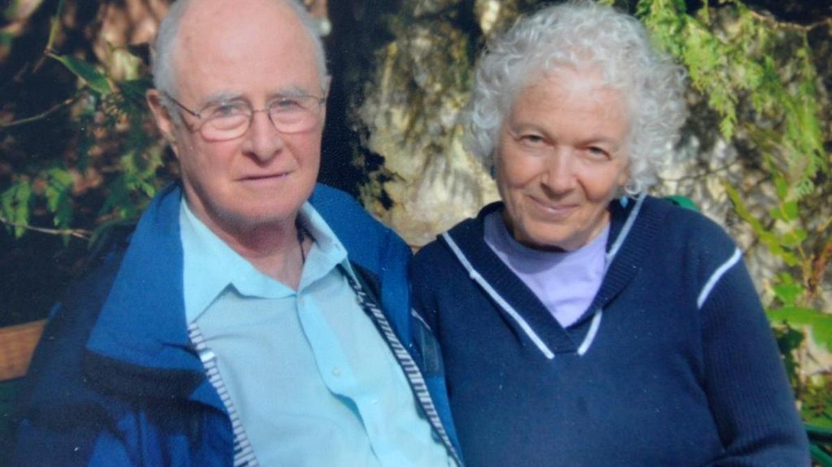 
This photo of Alan Alberts and his wife, Phyllis Shacter, was taken shortly before he began the process of starving himself to death rather than suffer and die from Alzheimer's disease. Shacter will ive a talk about the experience at Bellingham Unitarian Fellowship on Saturday, Sept. 26.
