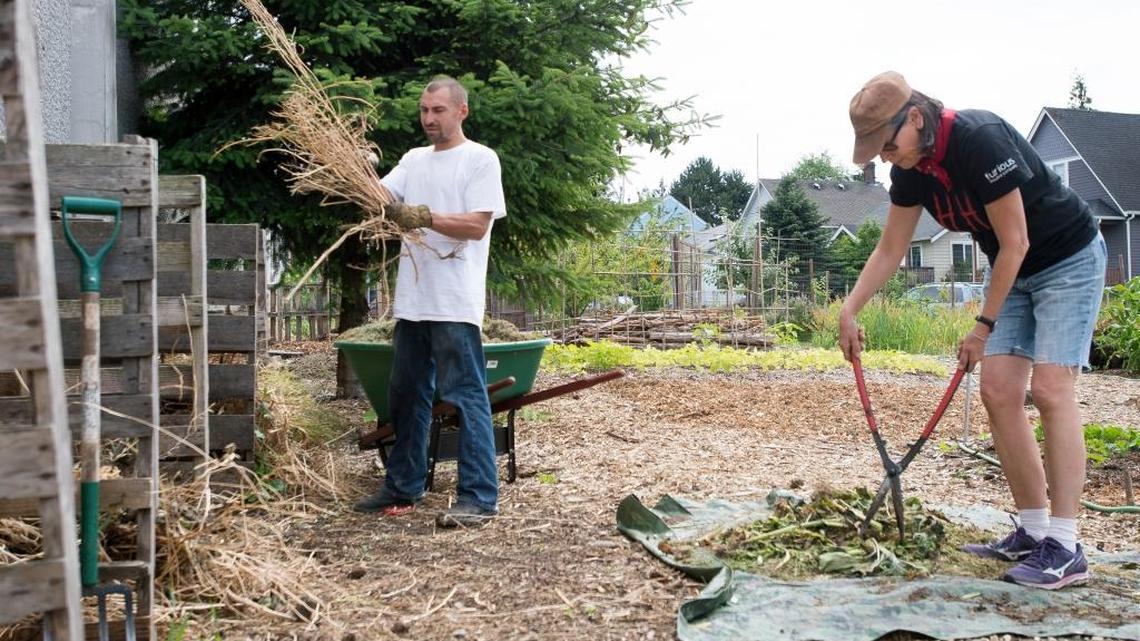 How one neighborhood turned a freeway eyesore into a green asset