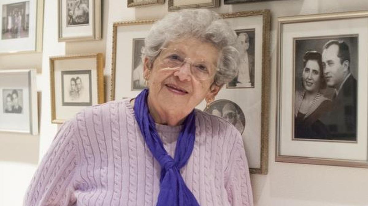 Holocaust survivor Noemi Ban at her home in December 2012.