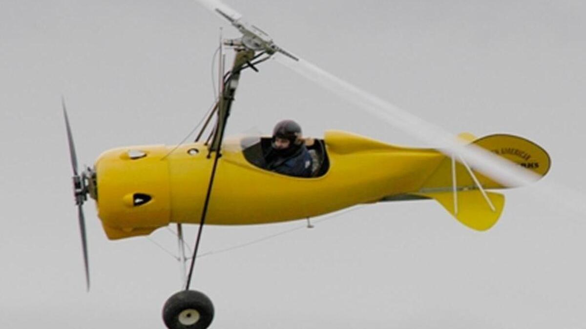 A Federal Aviation Administration official described the aircraft involved in Sunday’s crash as a home-built Tractor Pitbull gyrocopter. The one that crashed had pontoons instead of wheels.