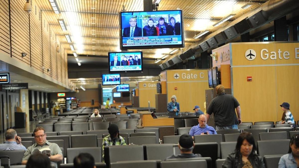 
With expansion of Bellingham International Airport’s terminal complete, the new director will tackle the airport’s declining number of passengers and work to develop air service, officials said.
