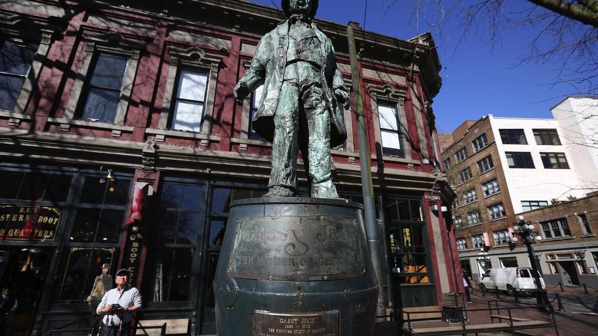 The Gassy Jack statue in Vancouver’s historic Gastown.