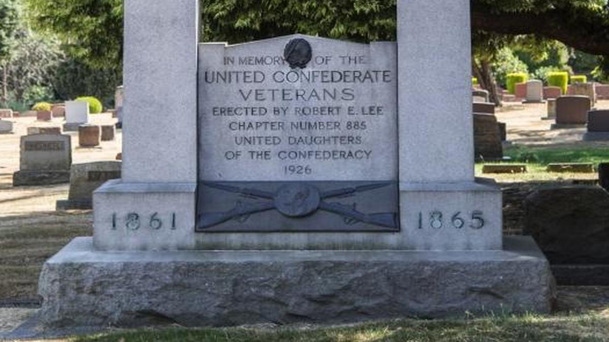 In this Tuesday, Oct. 15, 2017 photo, a memorial for Confederate soldiers sits in Lake View Cemetery on Capitol Hill in Seattle, Wash. In the wake of the violence in Charlottesville, Va., some cities have removed Confederate statues and a Confederate monument on private property in Seattle is causing some tension. Lake View Cemetery closed Wednesday, Aug. 16, 2017, because of the angry messages they've received over the memorial.