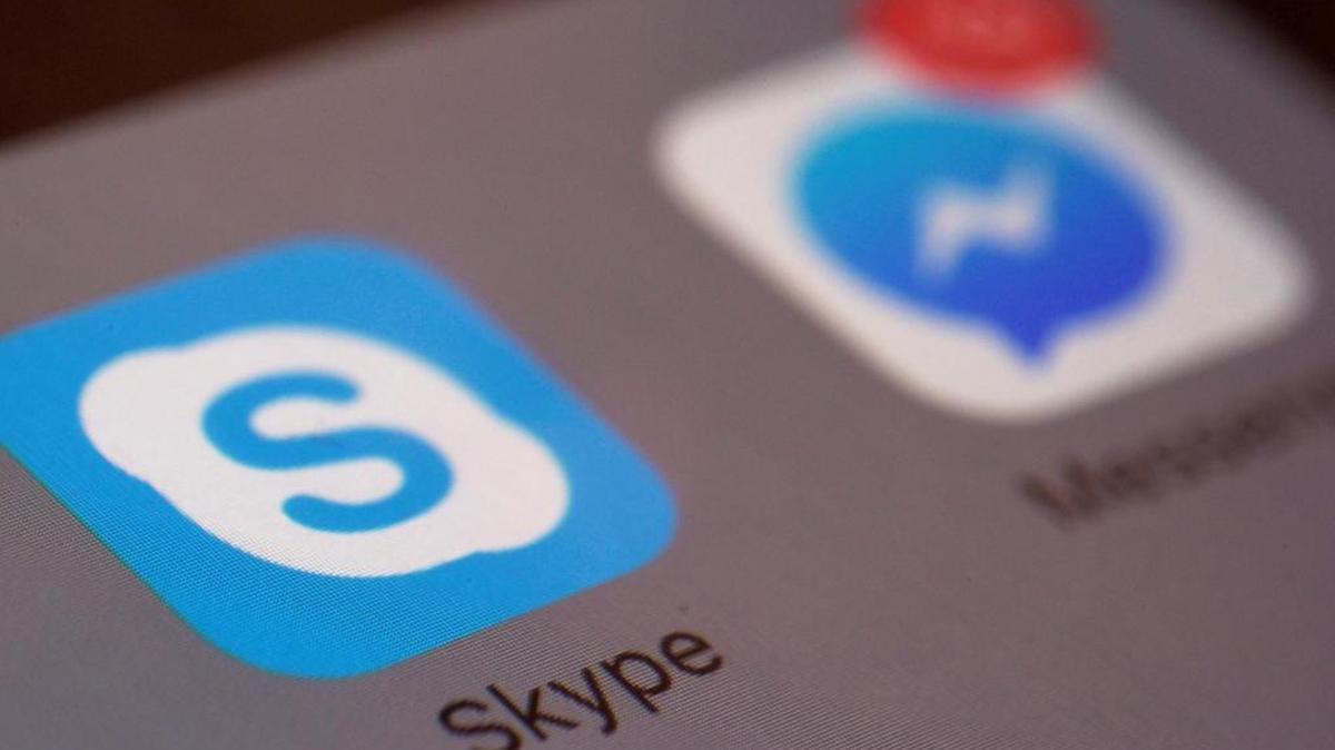 In coming months, people who use Messenger, Skype and Canada’s Kik for online chats can expect to see all kinds of businesses offering information and other services with the help of messaging “bots,” or software that’s capable of human-like conversation.