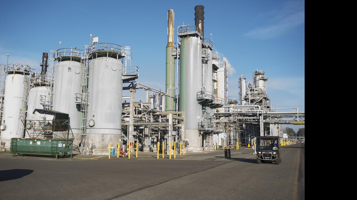 
Gov. Jay Inslee said Tuesday, July 28 his office will develop a cap on emissions of greenhouse gases so Washington can meet its commitment to cut 1990-level emissions in half by 2050. What’s still unclear is what it will cost industries like BP Cherry Point Refinery.
