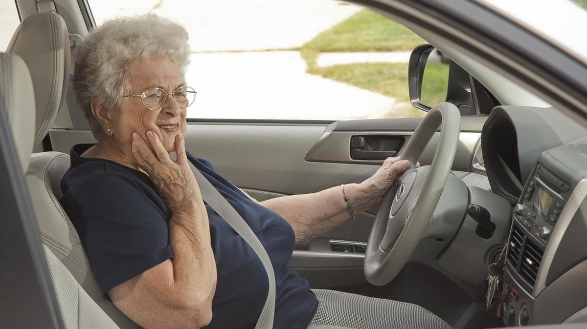 Most senior drivers tend to avoid driving during the rush hour and try to return home before it gets dark. Whatcom County crash statistics show they might be making the safer choice.