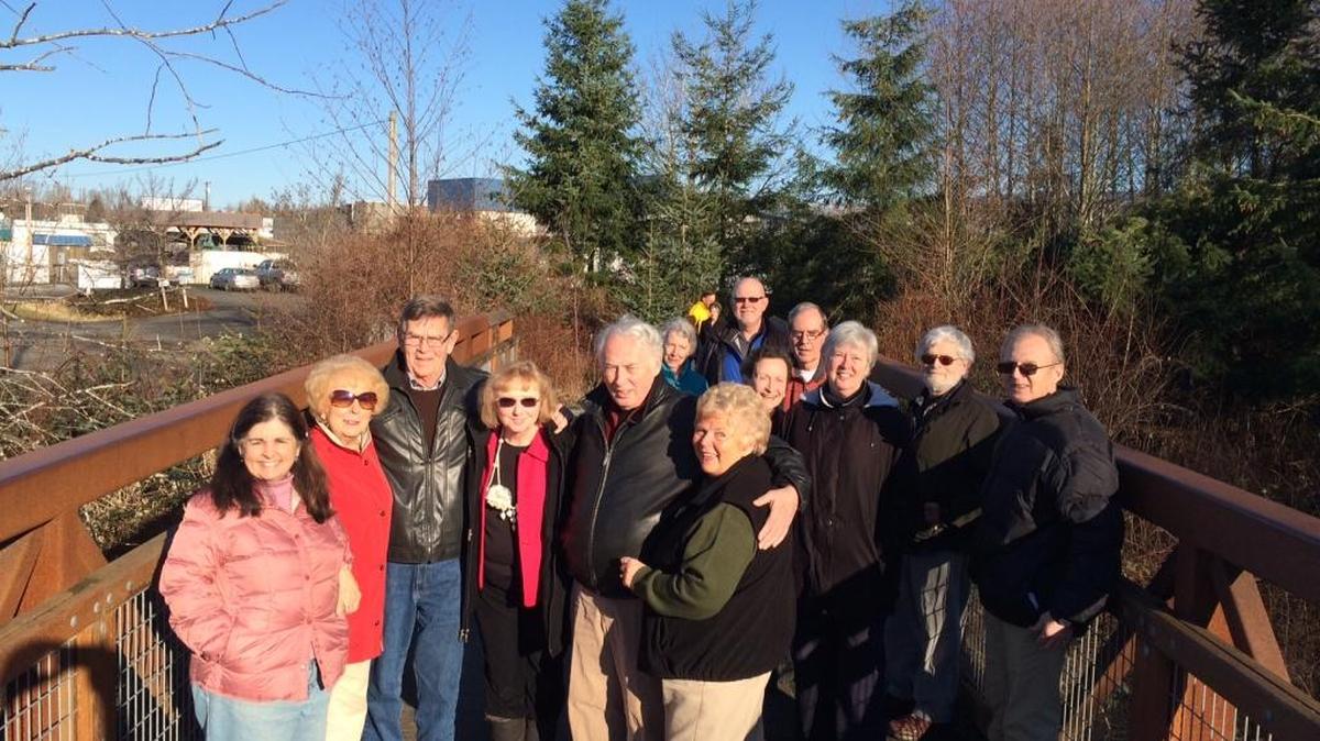 Alzheimer Society of Washington’s Staying Connected group walked in Bellingham in winter 2015.
