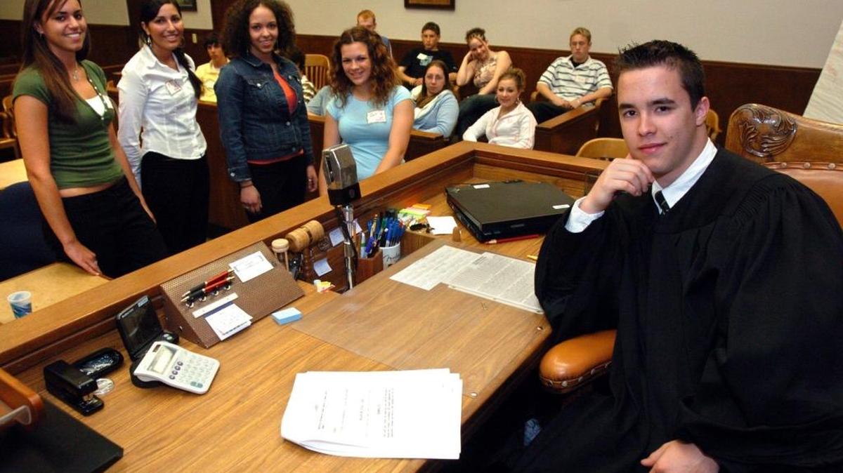 Teen Court begins at the Whatcom County Courthouse in 1997. In partnership with Northwest Youth Services, Teen Court hears cases involving youth who are facing a second discretionary diversion or who failed a traditional diversion contract.