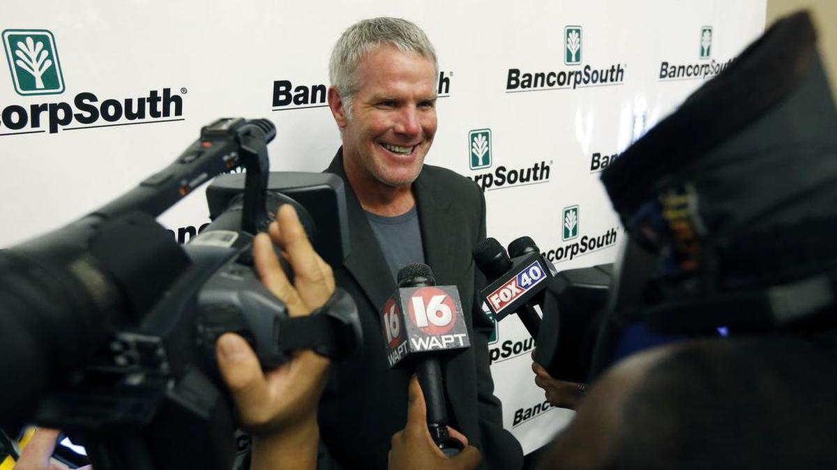 Former NFL quarterback Brett Favre presided over one of Southern Mississippi’s best stretches of football when he played for the college from 1987-1990. Southern Miss faces Washington in the Heart of Dallas Bowl on Saturday.