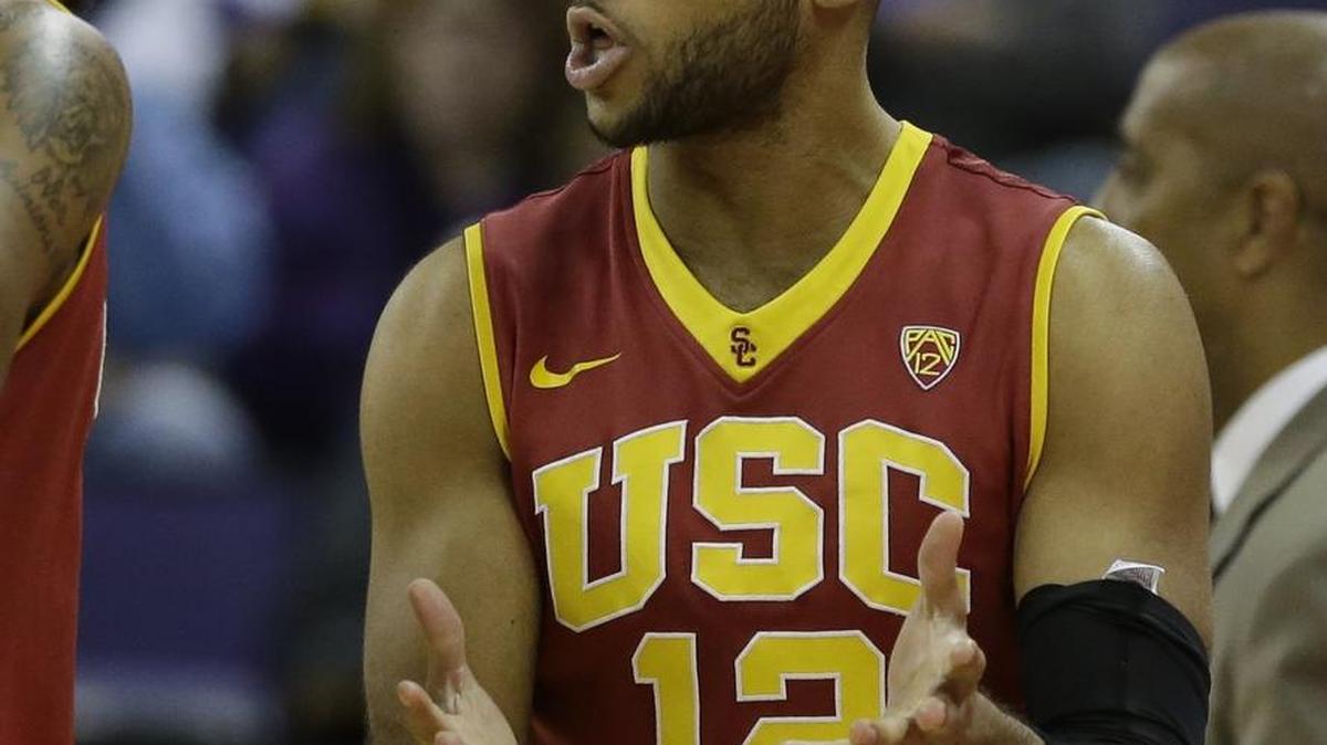 USC’s Julian Jacobs didn’t finish the game against Washington in the teams’ last meeting because of injury. He’ll play a big role for the Trojans in the rematch.