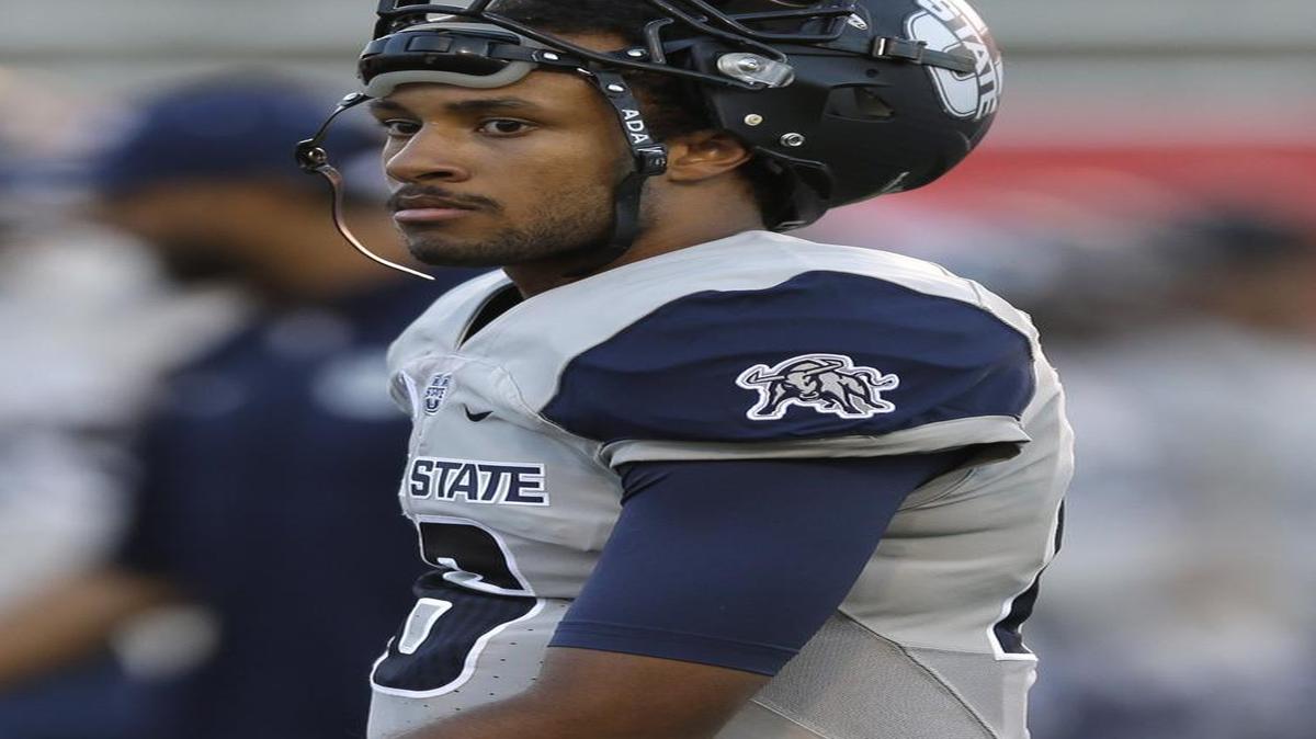 Mobile Utah State QB Chuckie Keeton is back from his second knee injury, and will lead the Aggies against UW.