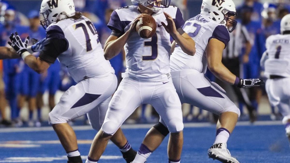 
University of Washington true freshman quarterback Jake Browning (3) will make his third career start for the Huskies against Utah State on Saturday.
