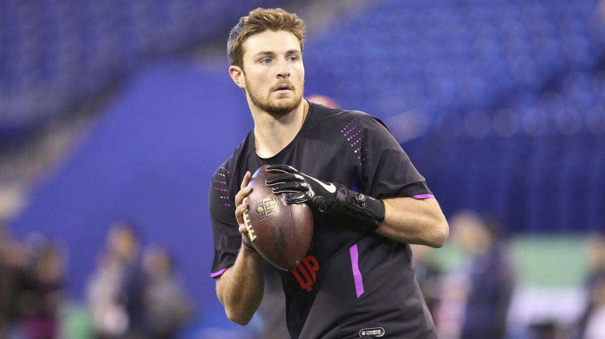 Washington State quarterback Luke Falk works out at the 2018 NFL Scouting Combine on Saturday, March 3, 2018, in Indianapolis.
