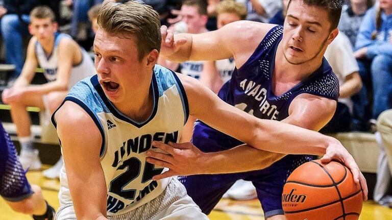 Anacortes vs. Lynden Christian basketball gallery