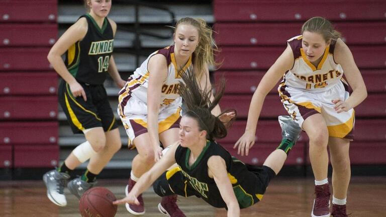 Lynden girls roll past White River at 2A state tournament