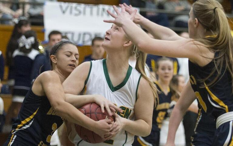 Burlington-Edison vs. Lynden regional basketball gallery