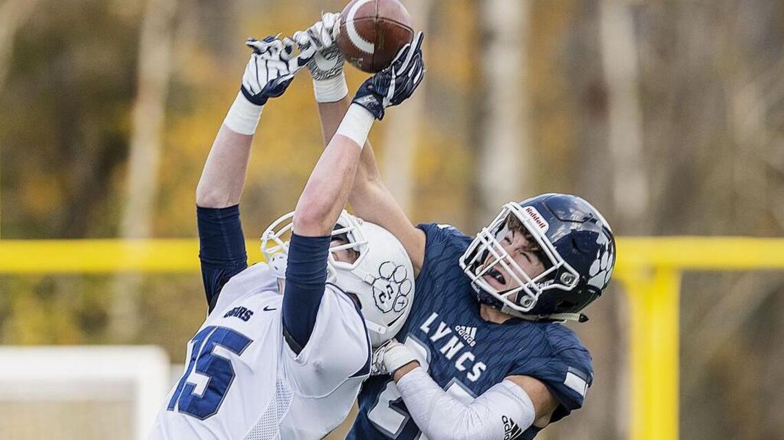 Friday football roundup: Lynden and Lynden Christian advance in playoffs
