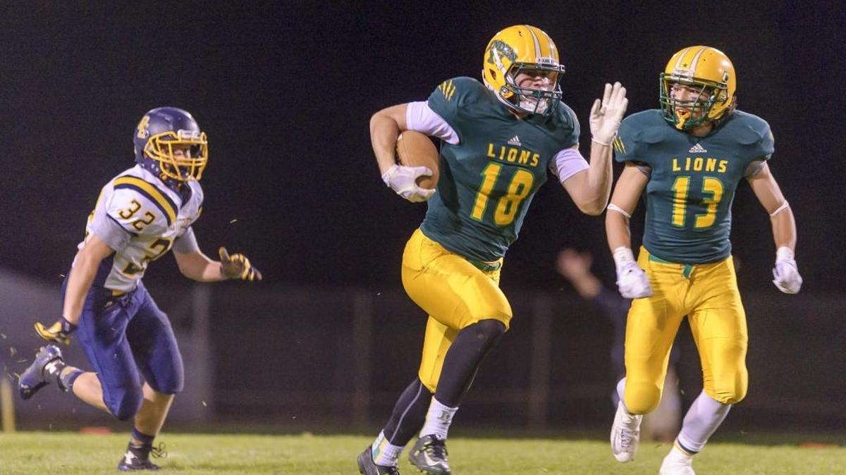 
Lynden running back Ben Colwell (18) runs the ball during the second quarter against Burlington-Edison on Friday,Oct. 9.
