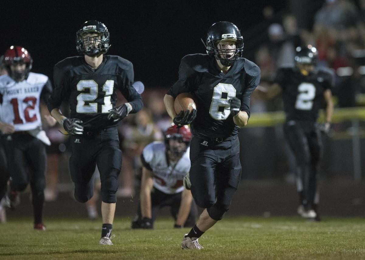 Meridian’s Bryce Vandenhaak (8) leads Whatcom County with 648 yards receiving through six weeks.