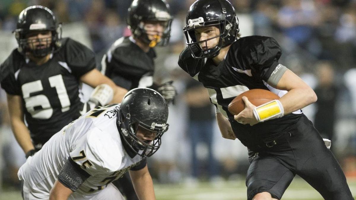 Meridian’s Simon Burkett runs for a touchdown during a 33-27 loss to Royal in the Class 1A state championship game Saturday at the Tacoma Dome. Burkett was selected MVP of the 1A Northwest Conference by the league’s coaches.