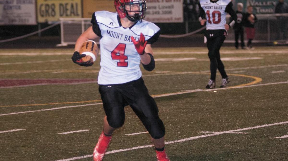 Mount Baker’s Jed Schleimer looks for running room against Montesano Saturday, Nov. 21, in the Class 1A State Quarterfinals.