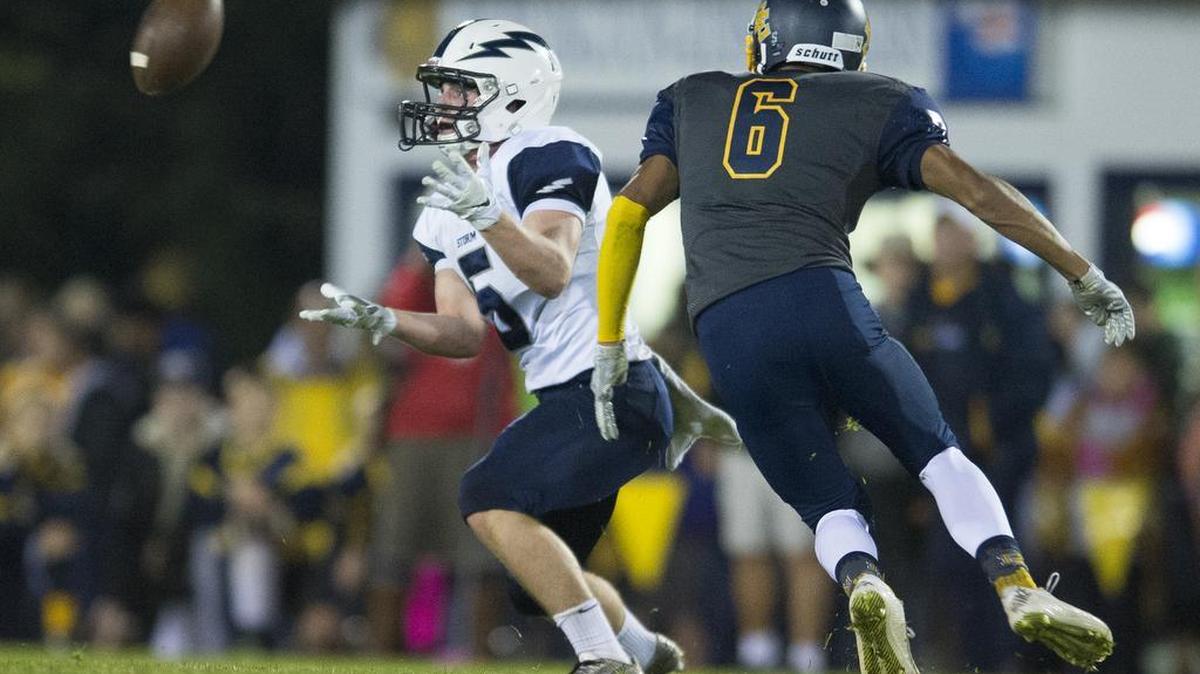 
Squalicum’s Ben Peterson catches a pass before taking it 68 yards for a touchdown during a game against Burlington-Edison on Friday, Oct. 2, in Burlington.
