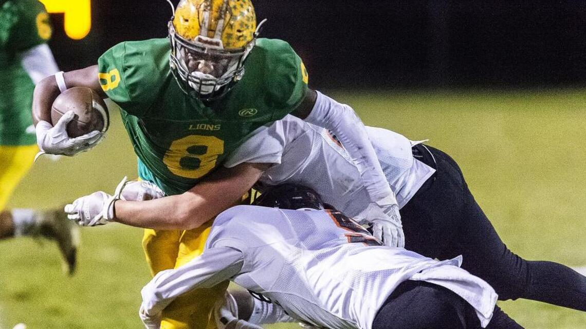 High school roundup: Lynden’s Plan B rushers bring their A game in title-clinching win