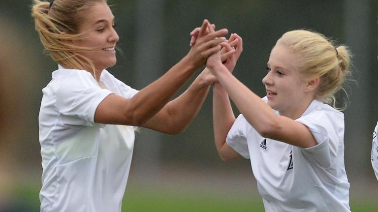 Cedar Park Christian vs. Lynden Christian district soccer gallery